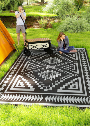 Reversible Outdoor Rug, Waterproof Plastic Straw with Carry Bag, 9' x 18', Black & Gray Square Patchwork