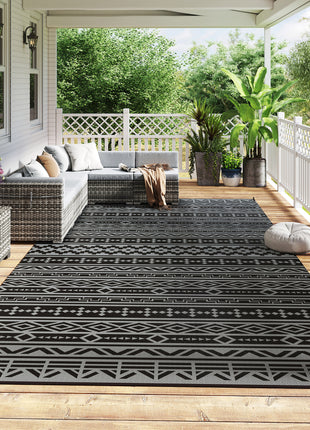 Reversible Outdoor Rug, Waterproof Plastic Straw with Carry Bag, 9' x 18', Black & Gray Geometric Wall