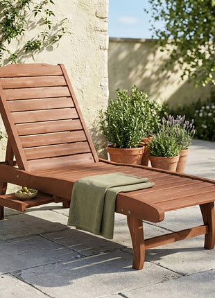 Chaise Lounge Chair Outdoor Wooden Pool Lounge Chair with 3-level Adjustable Backrest, Built-In Table and Rolling Wheels, Sun Tanning Chair for Beach Poolside Sunbathing, Brown Red