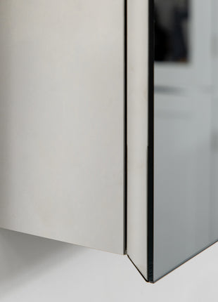 Wall Mounted Bathroom Medicine Cabinet Mirrored Cabinet with Hinged Door 3-Tier Storage Shelves Silver